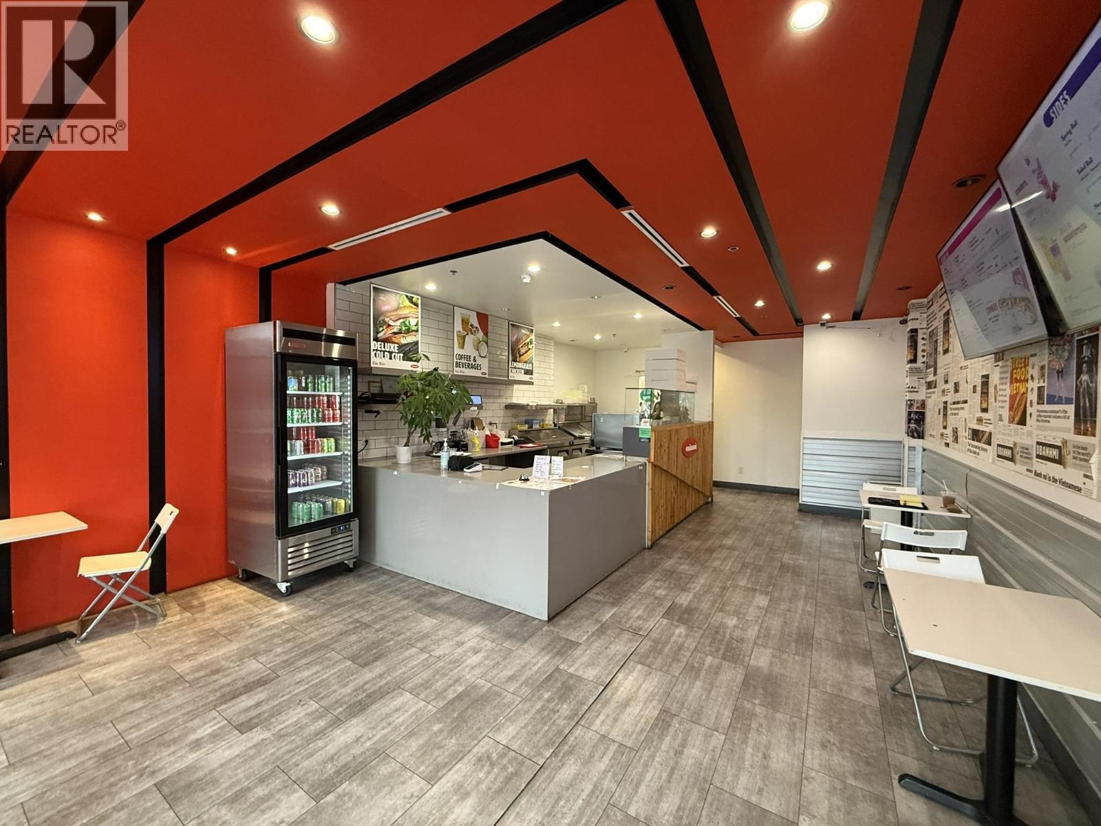 102 1668 W Broadway, Vancouver, British Columbia  V6J 1X6 - Photo 1 - C8073404