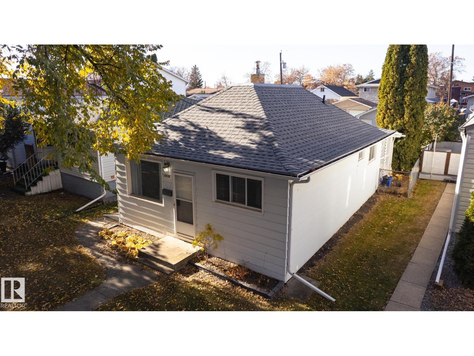 13126 64 St Nw, Edmonton, Alberta  T5A 0Y5 - Photo 2 - E4463835