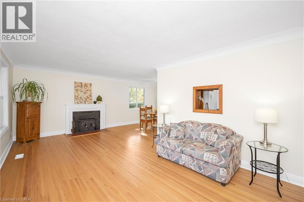 32 Park Road S, Brantford, Ontario  N3S 6S8 - Photo 7 - 40781676