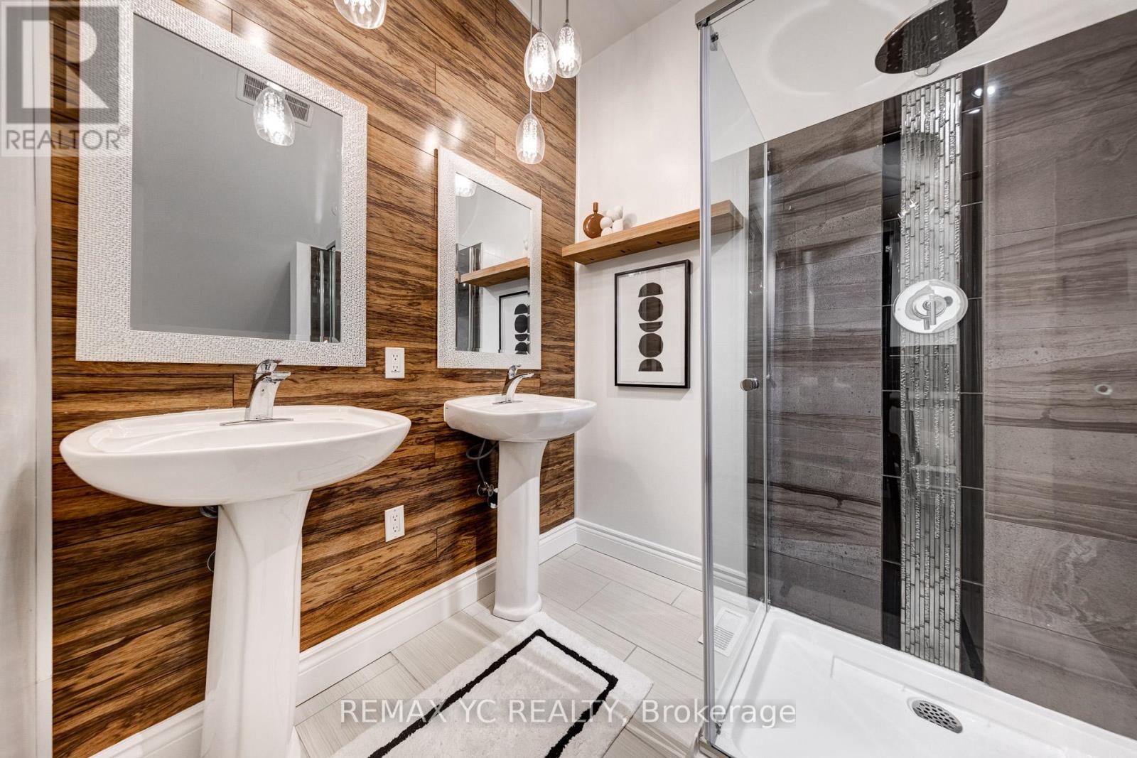 242 Milan Street, Toronto, Ontario  M5A 3Z6 - Photo 29 - C12486802