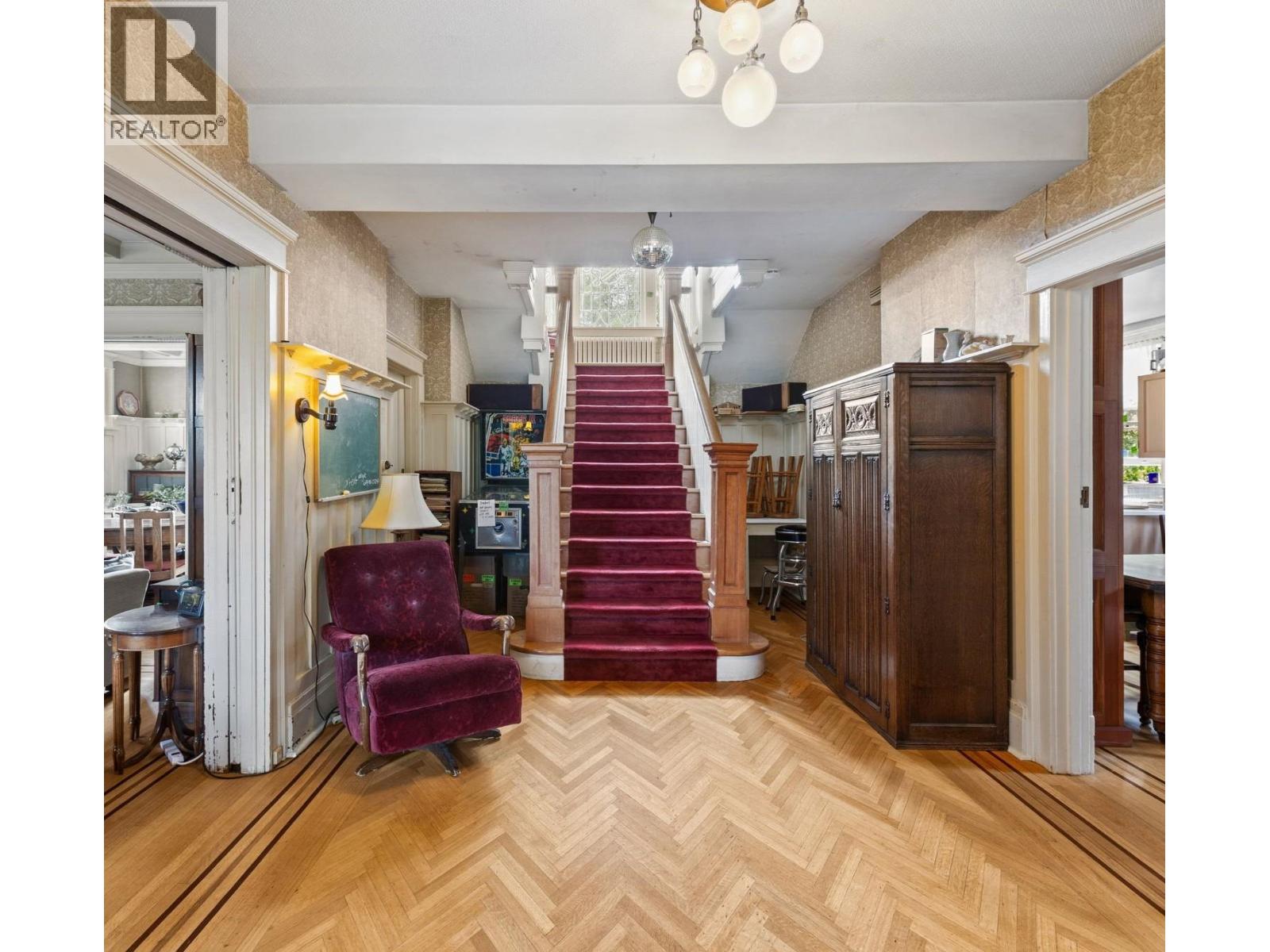 1617 W Grand Boulevard, North Vancouver, British Columbia  V7L 3Y2 - Photo 8 - R2991440