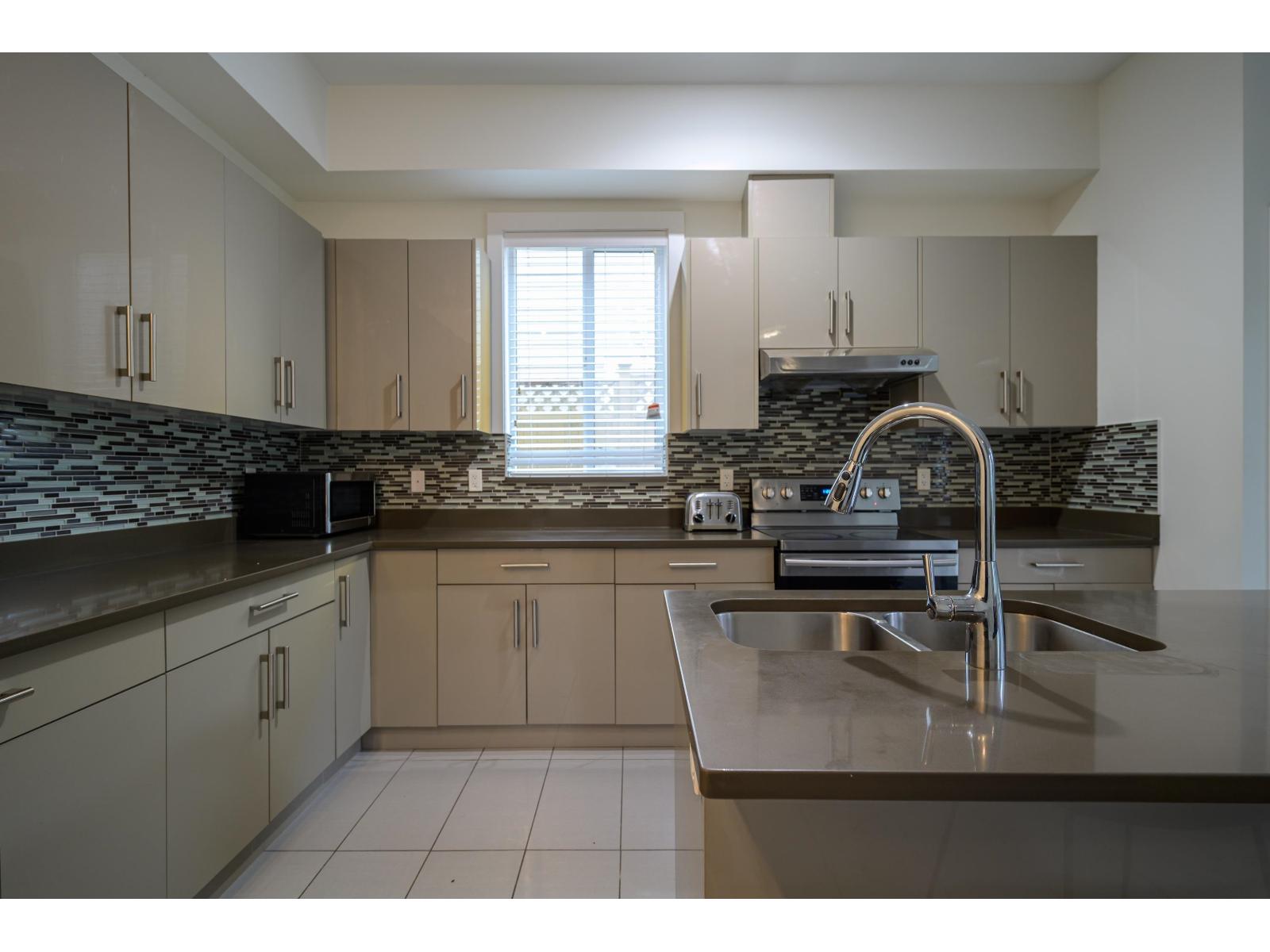 10873 132 Street, Surrey, British Columbia V3T 3W6 - Photo 11 - R3061692