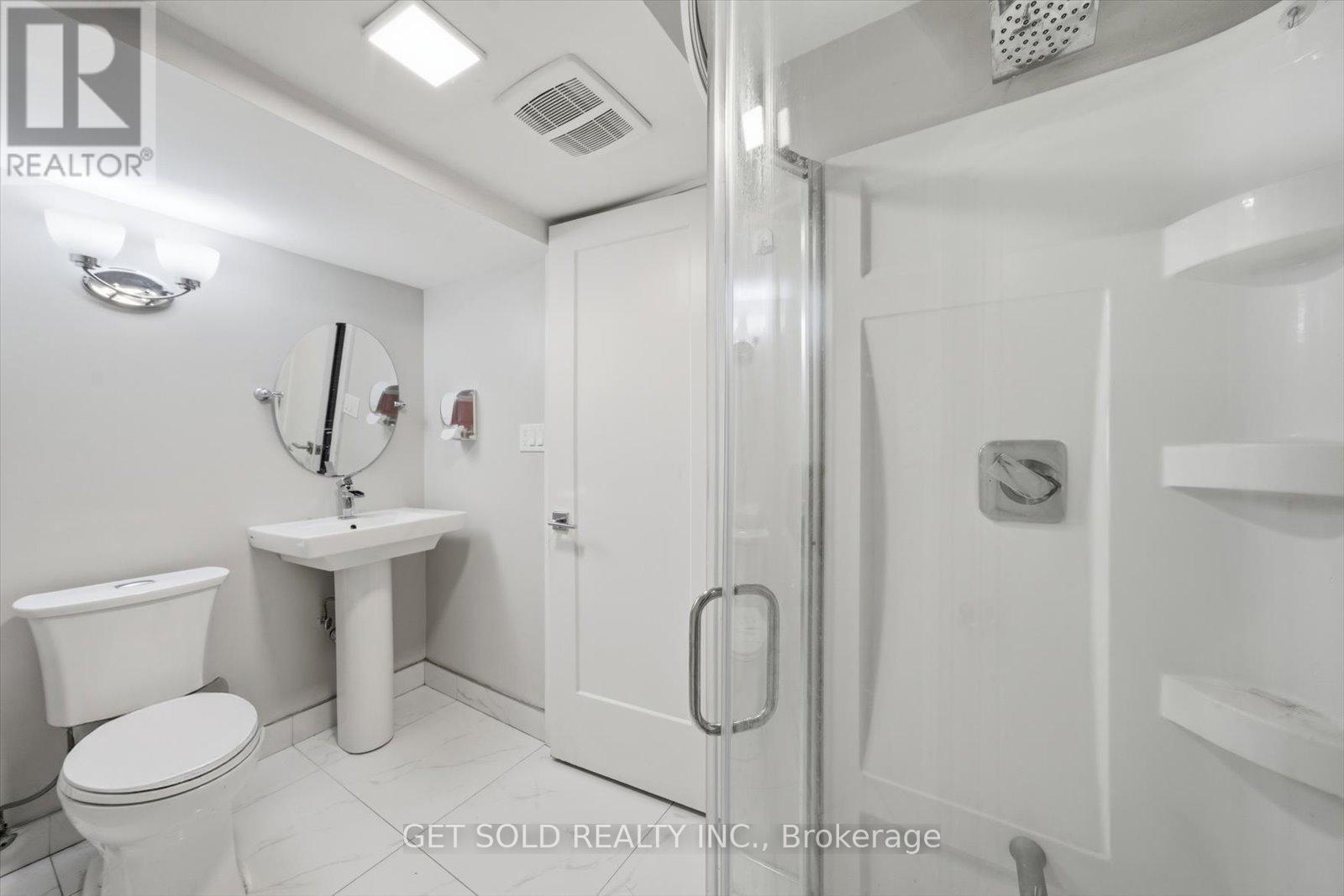 18 Mill Street S, Brampton, Ontario  L6Y 1S5 - Photo 44 - W12475537