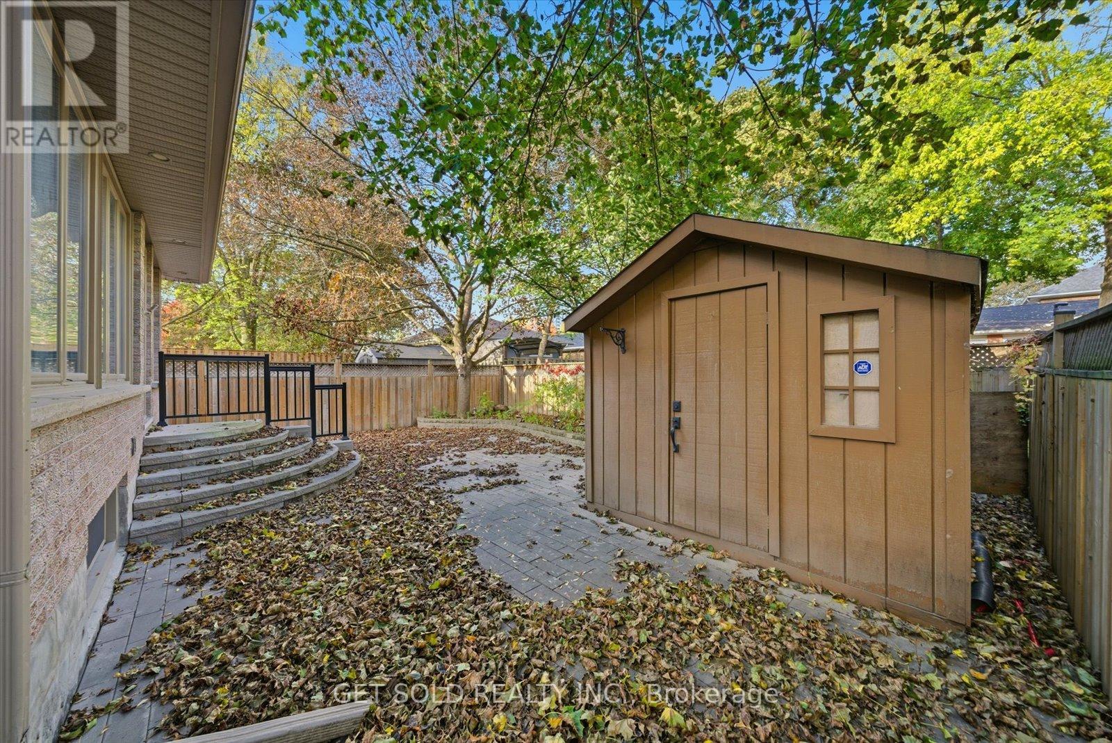 18 Mill Street S, Brampton, Ontario  L6Y 1S5 - Photo 46 - W12475537