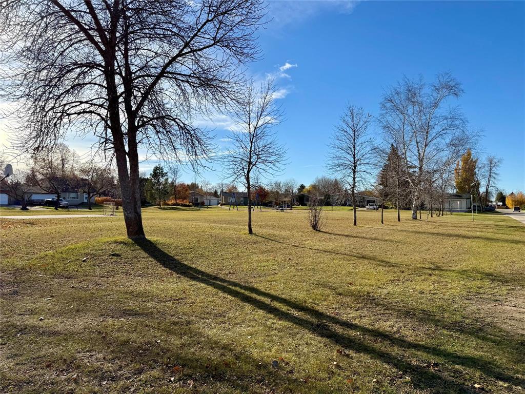 8 Parkway Drive, Swan River, Manitoba  R0L 1Z0 - Photo 10 - 202527513