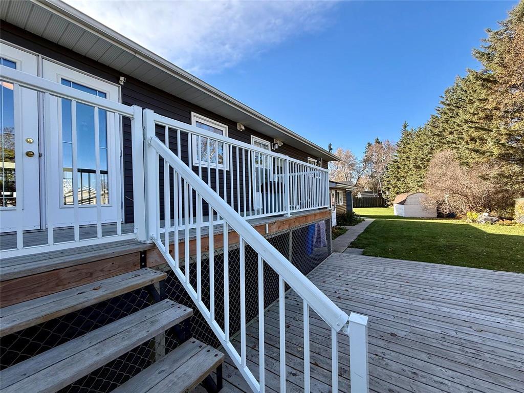 8 Parkway Drive, Swan River, Manitoba  R0L 1Z0 - Photo 7 - 202527513