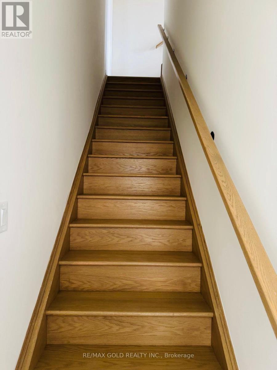 497 Tim Manley Avenue, Caledon, Ontario  L7C 4M1 - Photo 16 - W12486655