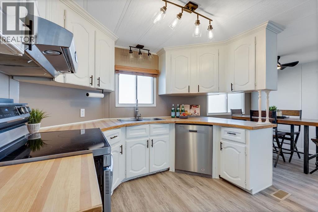 265 Big Hill Circle Se, Airdrie, Alberta  T4A 1P9 - Photo 11 - A2260511