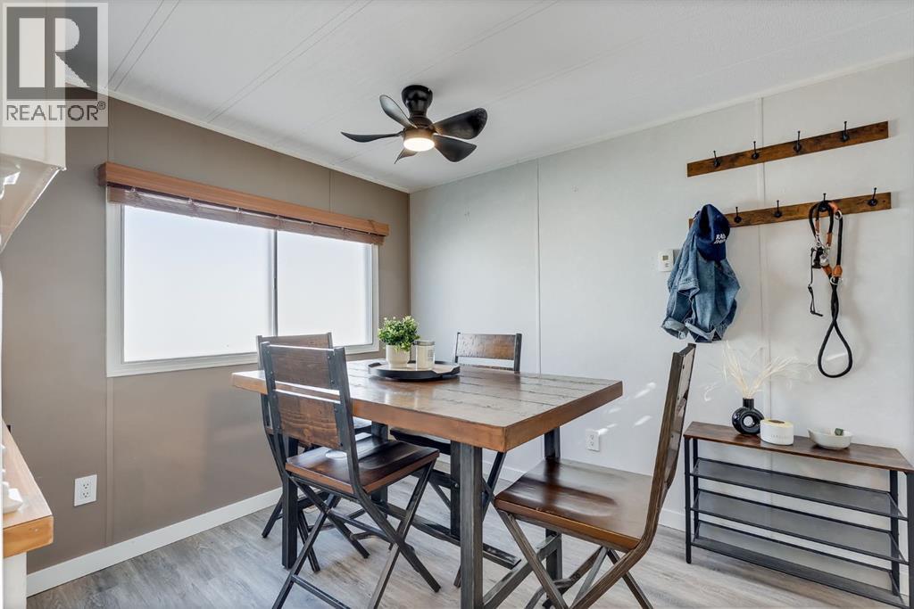 265 Big Hill Circle Se, Airdrie, Alberta  T4A 1P9 - Photo 8 - A2260511