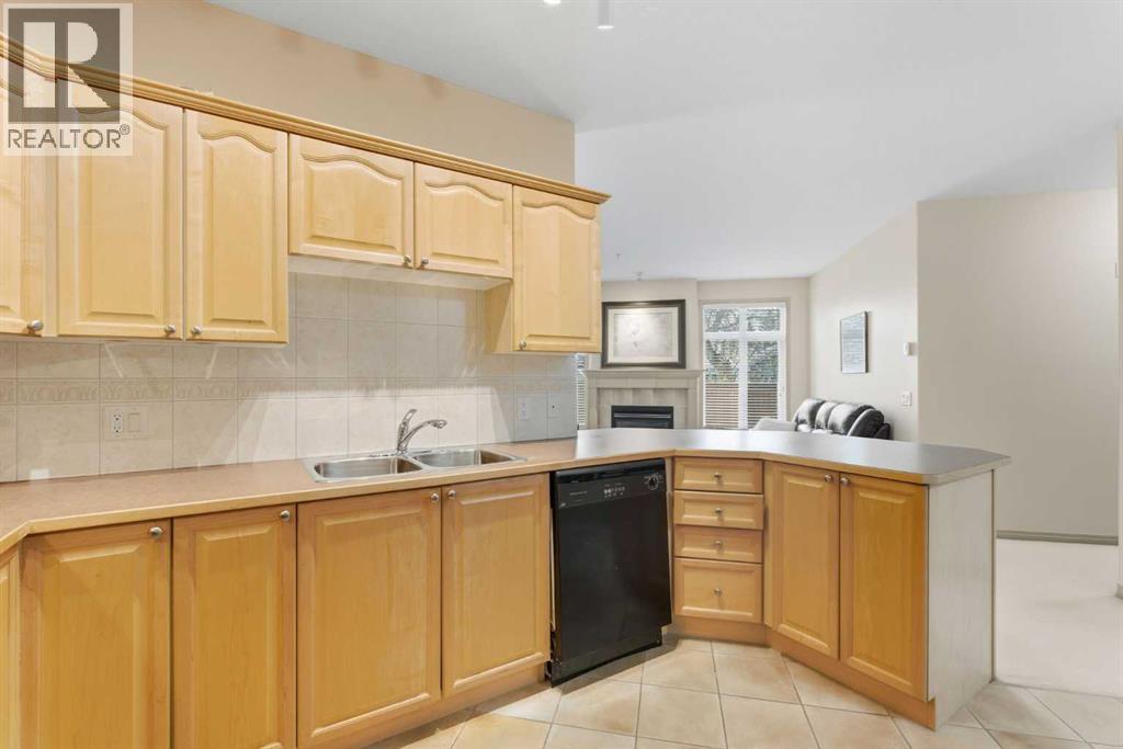 3107, 3107 Lake Fraser Court Se, Calgary, Alberta  T2J 7H4 - Photo 6 - A2265385