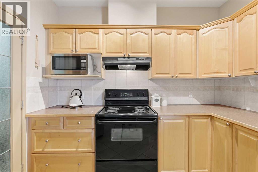 3107, 3107 Lake Fraser Court Se, Calgary, Alberta  T2J 7H4 - Photo 5 - A2265385