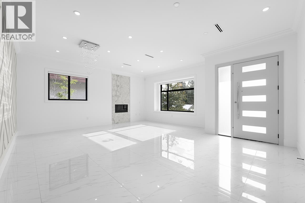 4527 Clinton Street, Burnaby, British Columbia  V5J 2K6 - Photo 5 - R3062688