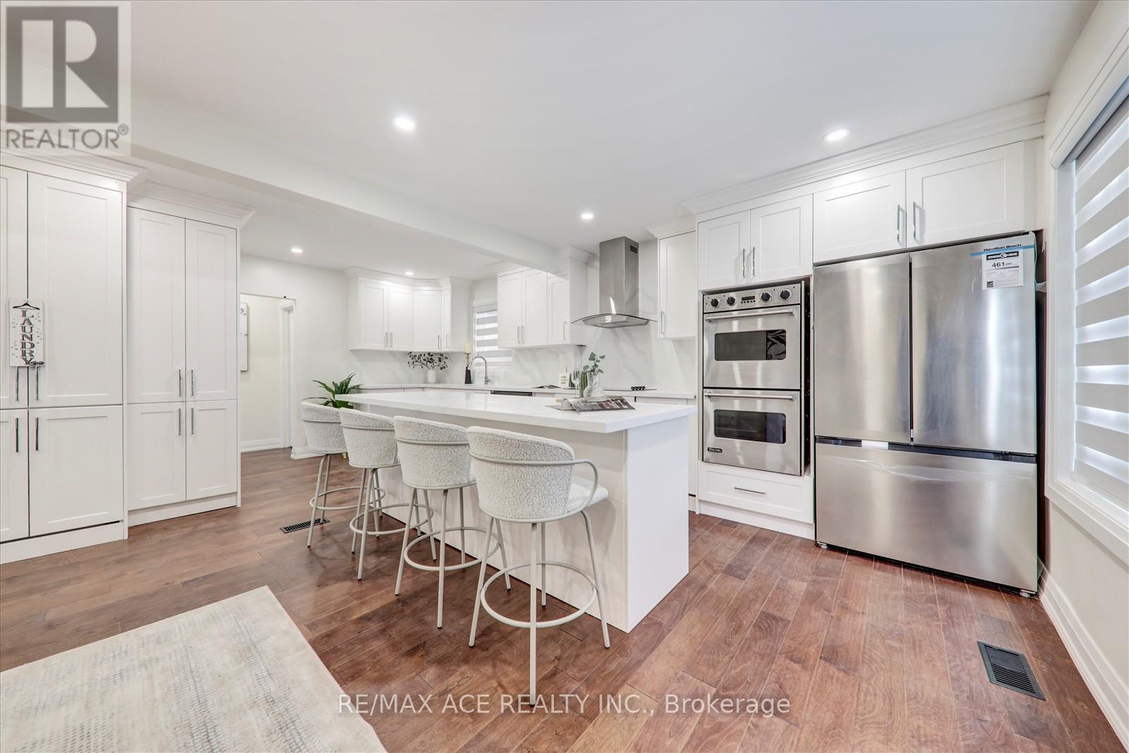 19 Blakemanor Boulevard, Toronto, Ontario  M1J 2W3 - Photo 11 - E12486814