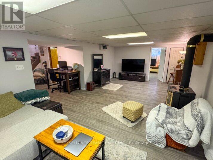 1010 Queen Street, Cornwall, Ontario  K6J 1P4 - Photo 15 - X12486815