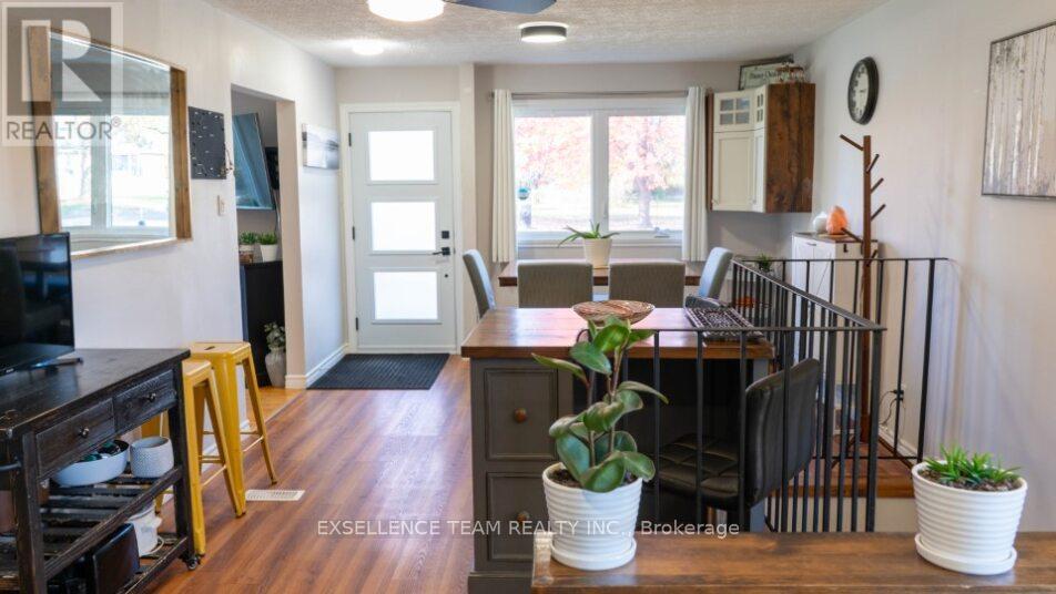 1010 Queen Street, Cornwall, Ontario  K6J 1P4 - Photo 5 - X12486815