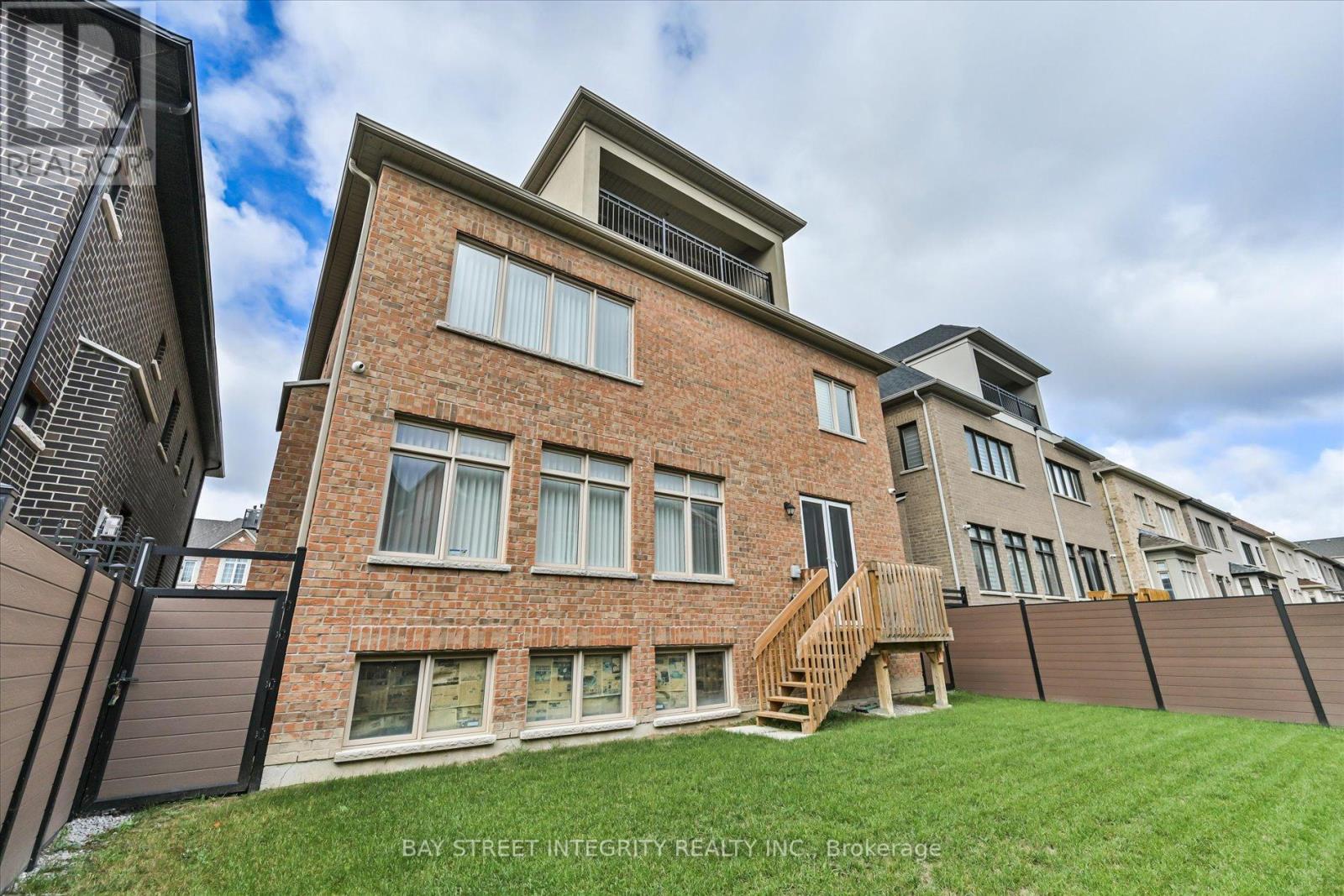 17 Red Giant Street, Richmond Hill, Ontario  L4C 4Z1 - Photo 49 - N12486813