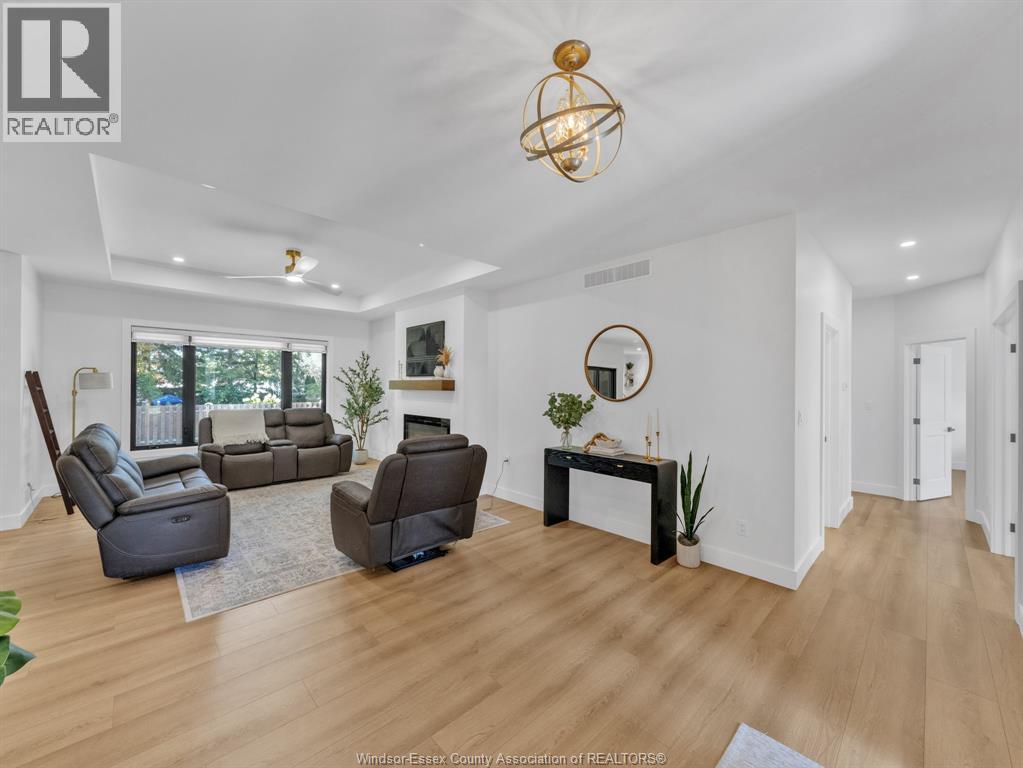 1499 Fuller Drive, Kingsville, Ontario  N9Y 3M7 - Photo 3 - 25023746