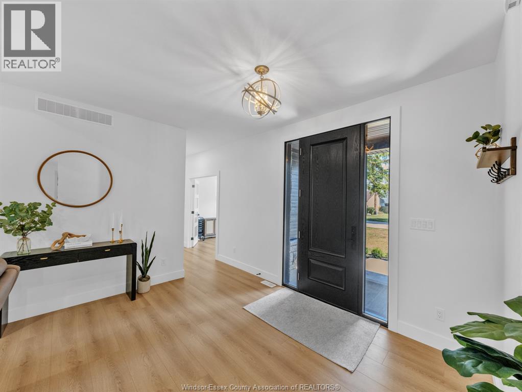 1499 Fuller Drive, Kingsville, Ontario  N9Y 3M7 - Photo 4 - 25023746