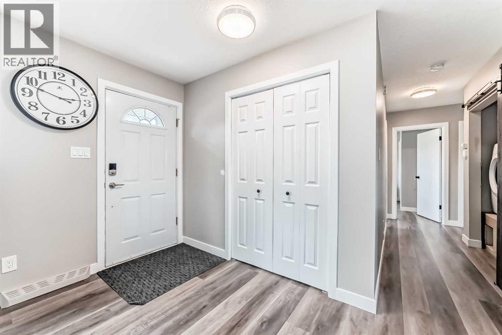 7515 5 Street Sw, Calgary, Alberta  T2V 1B7 - Photo 3 - A2248206