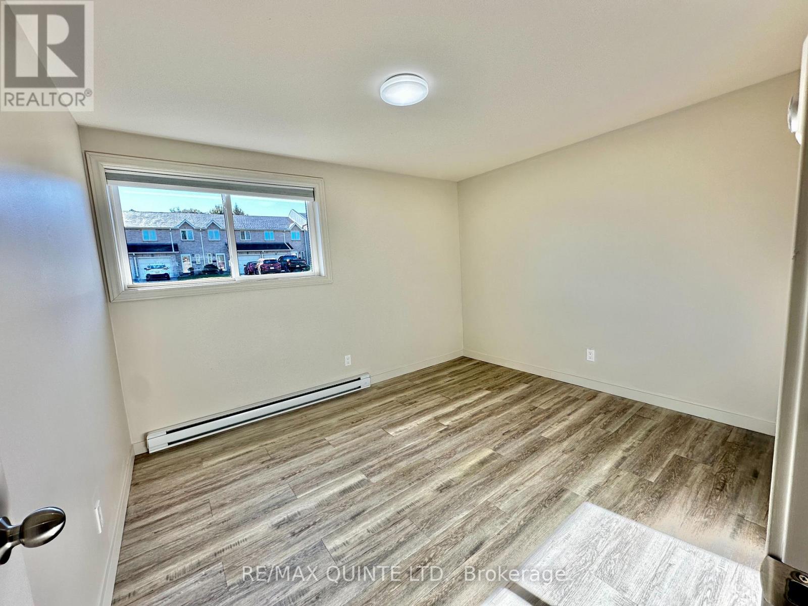 3 - 2 Village Drive, Belleville, Ontario  K8P 4J8 - Photo 10 - X12486837