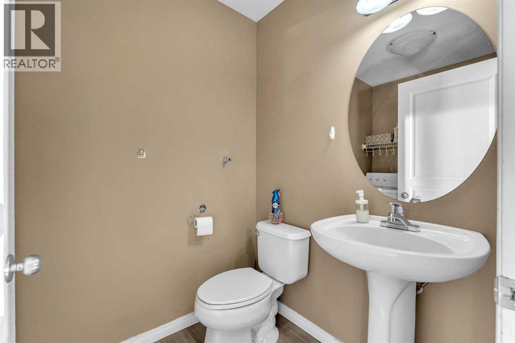 19 Taralake Rise Ne, Calgary, Alberta  T3J 0A4 - Photo 7 - A2262592