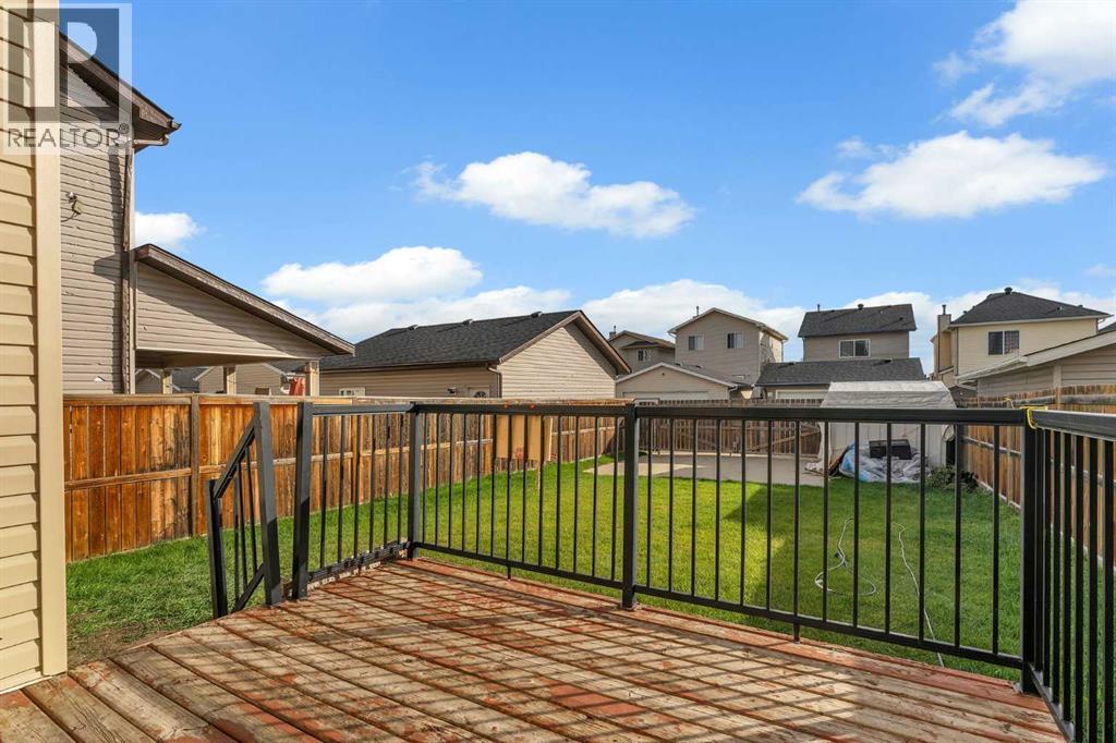 19 Taralake Rise Ne, Calgary, Alberta  T3J 0A4 - Photo 11 - A2262592