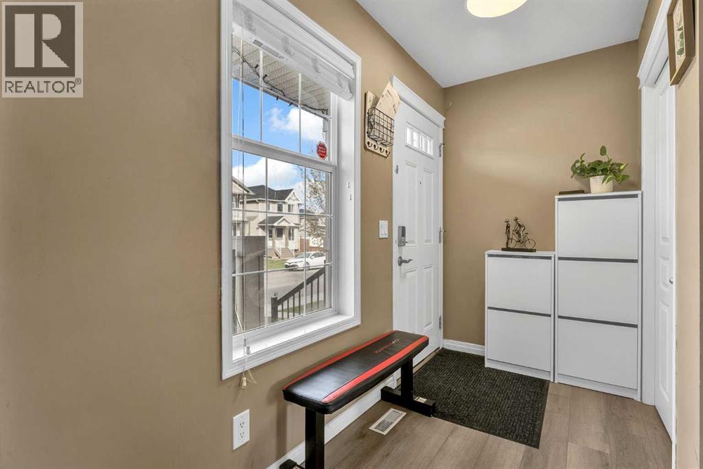 19 Taralake Rise Ne, Calgary, Alberta  T3J 0A4 - Photo 3 - A2262592