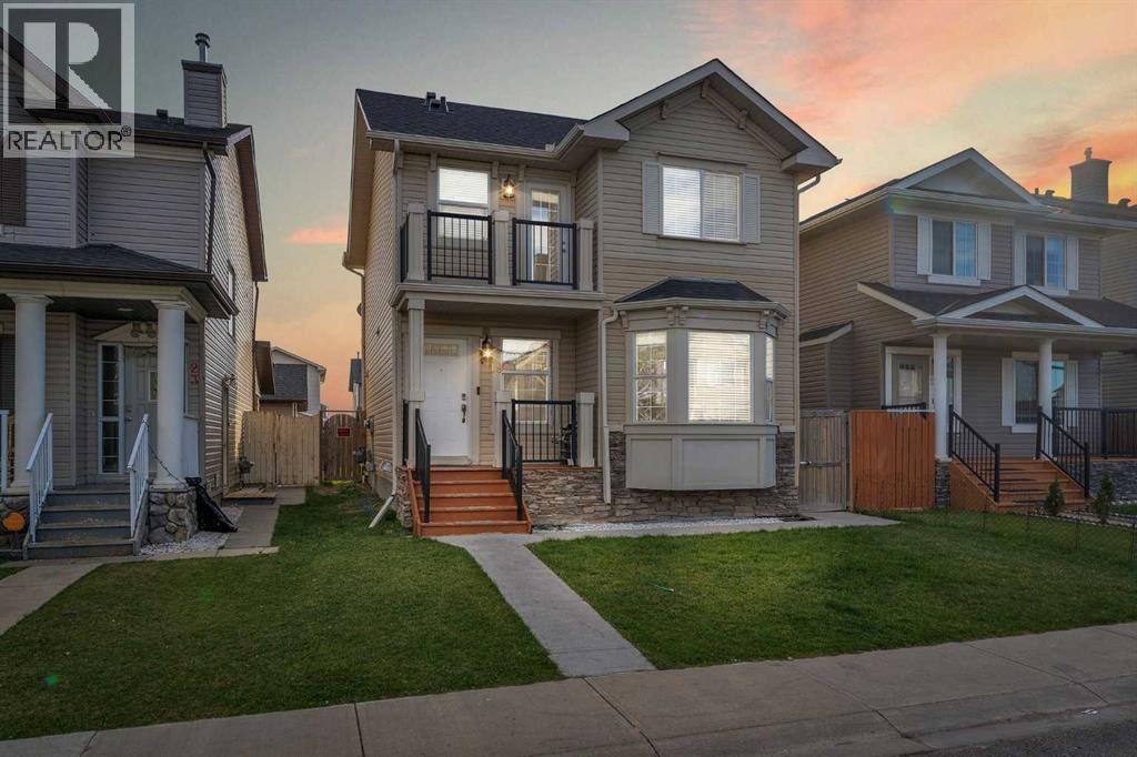 19 Taralake Rise Ne, Calgary, Alberta  T3J 0A4 - Photo 1 - A2262592