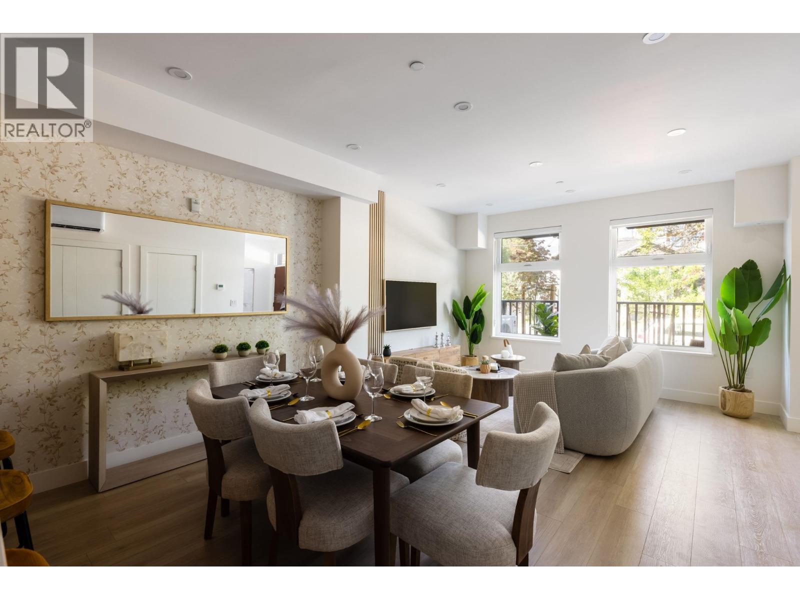 102 342 Mountain Highway, North Vancouver, British Columbia  V7J 2K8 - Photo 4 - R3062639