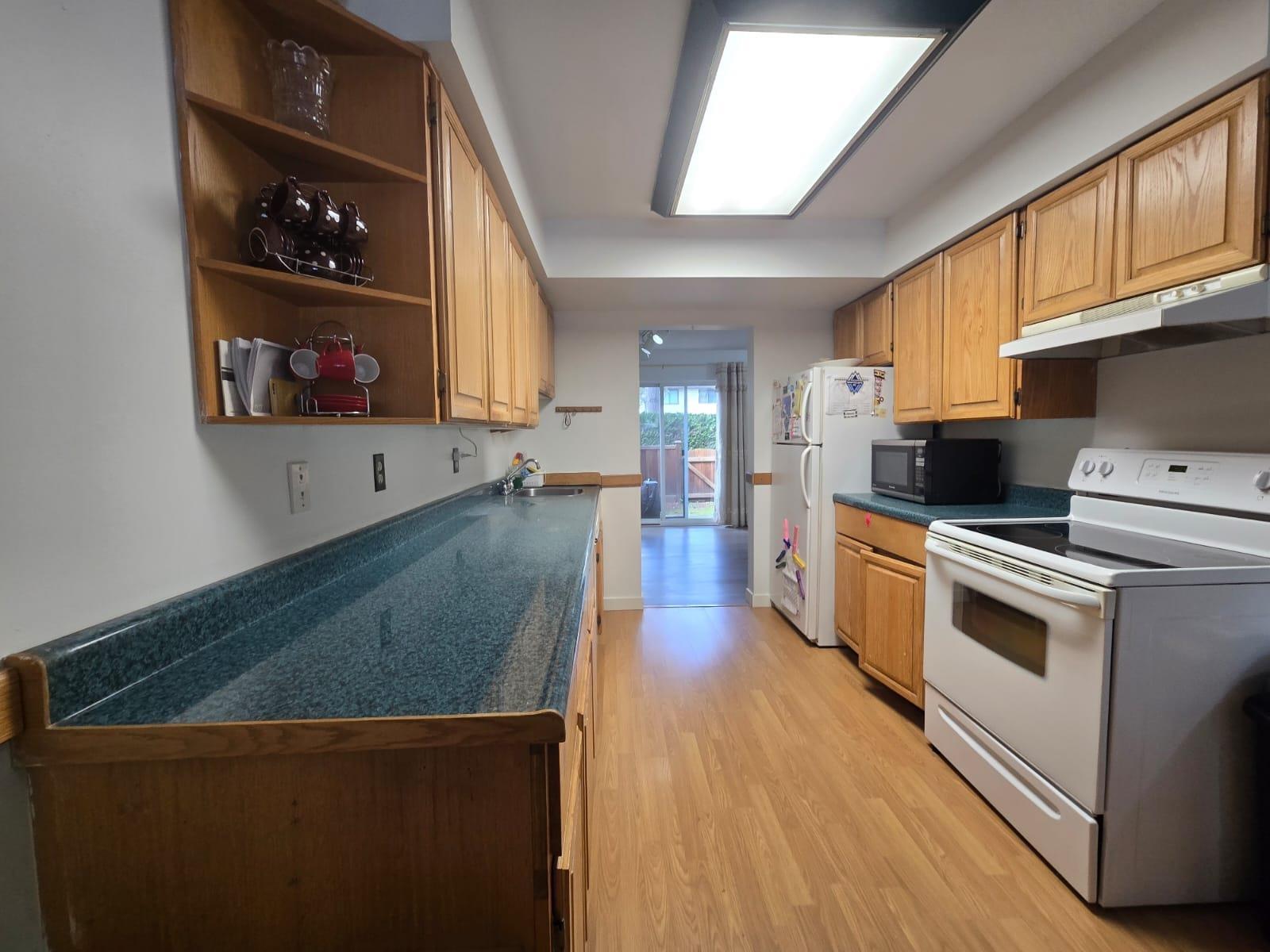 111 13880 74 Avenue, Surrey, British Columbia  V3W 7E6 - Photo 2 - R3058391