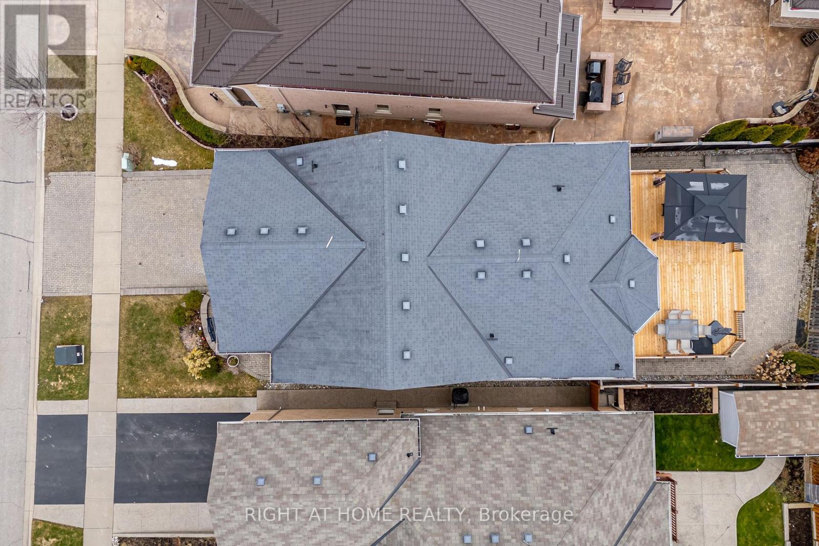 279 Eaton Street, Halton Hills, Ontario  L7G 6N8 - Photo 43 - W12486799