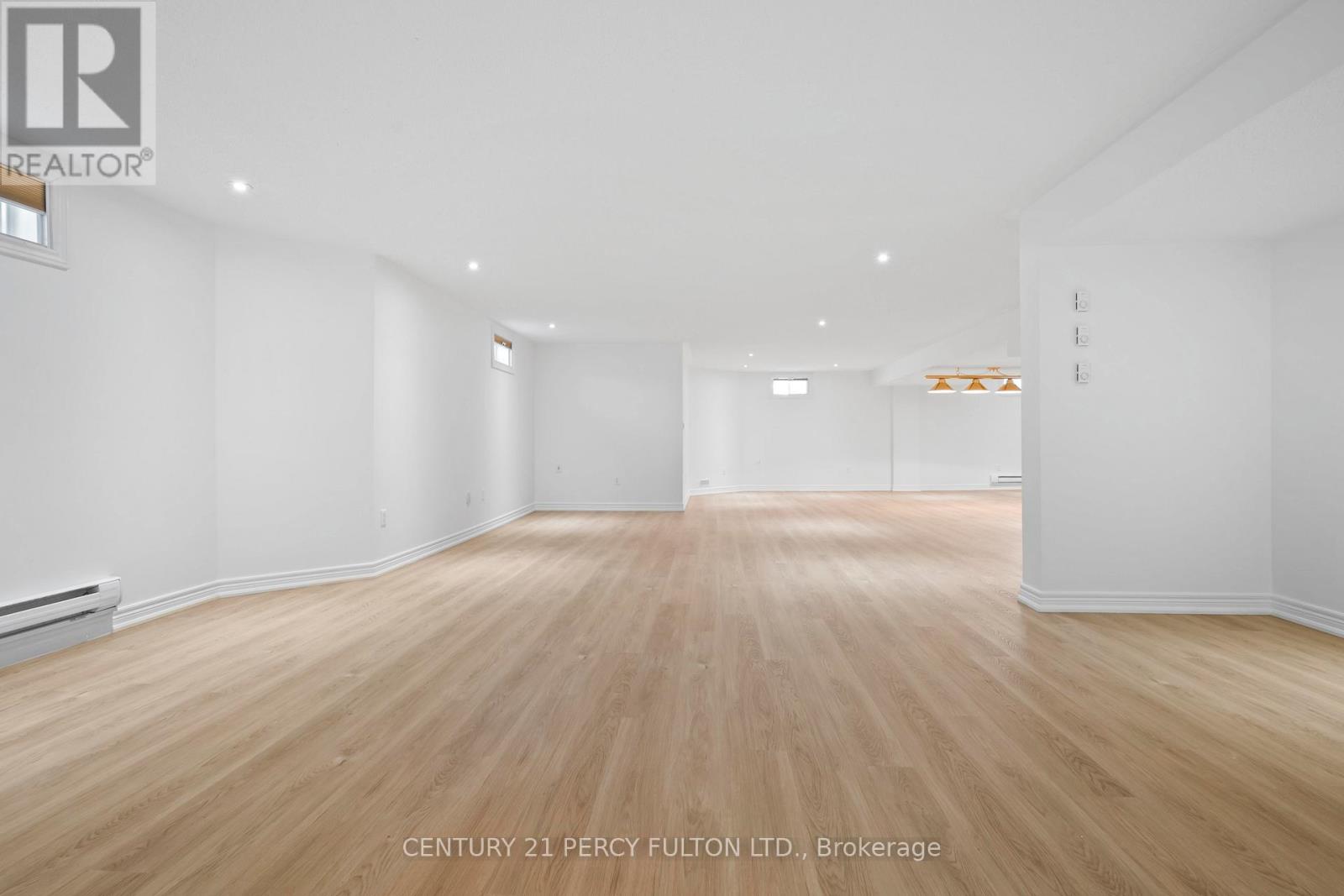 35 Donwoods Court, Brampton, Ontario  L6P 1T6 - Photo 23 - W12486803