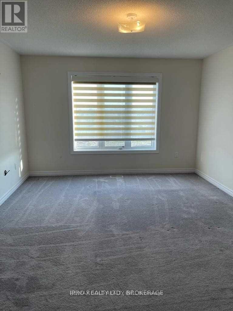 90 Lanark Circle, Brampton, Ontario  L6X 5L4 - Photo 13 - W12486809