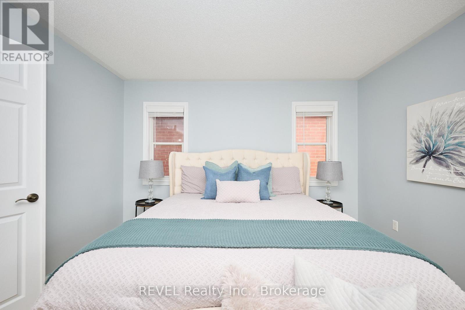 33 Haynes Court, Niagara-On-The-Lake, Ontario  L0S 1J0 - Photo 17 - X12486832