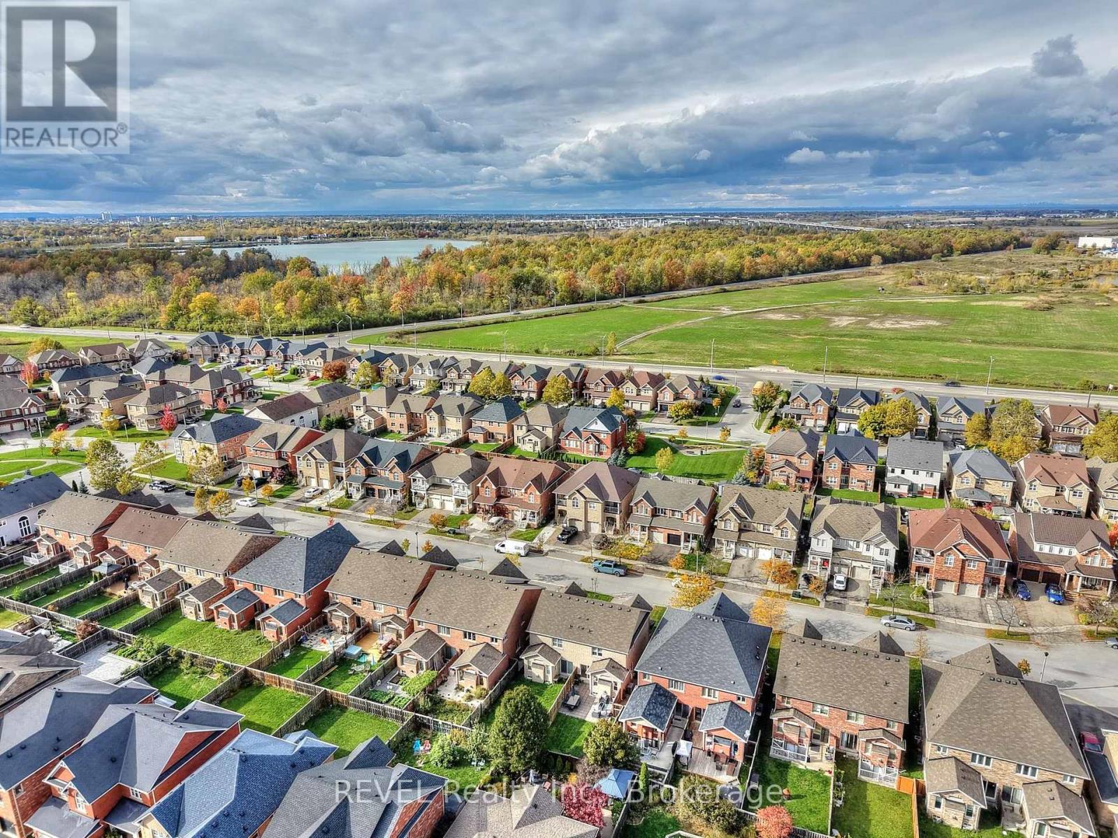 33 Haynes Court, Niagara-On-The-Lake, Ontario  L0S 1J0 - Photo 32 - X12486832