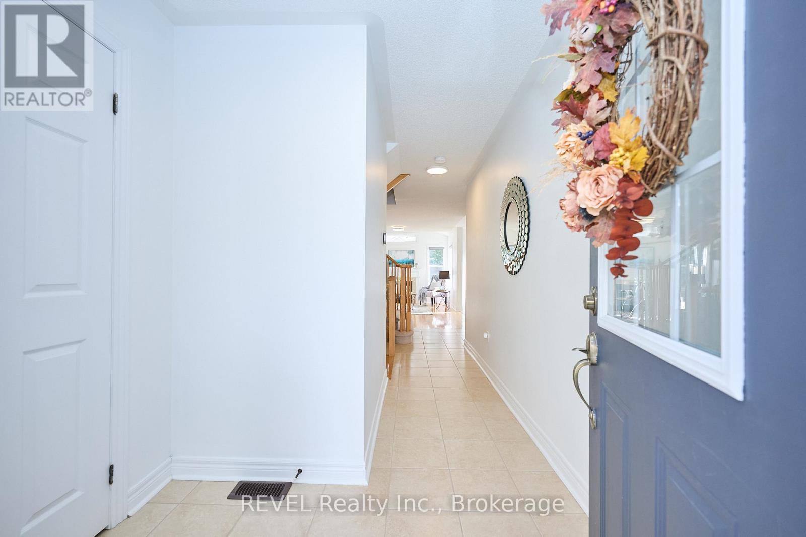 33 Haynes Court, Niagara-On-The-Lake, Ontario  L0S 1J0 - Photo 4 - X12486832