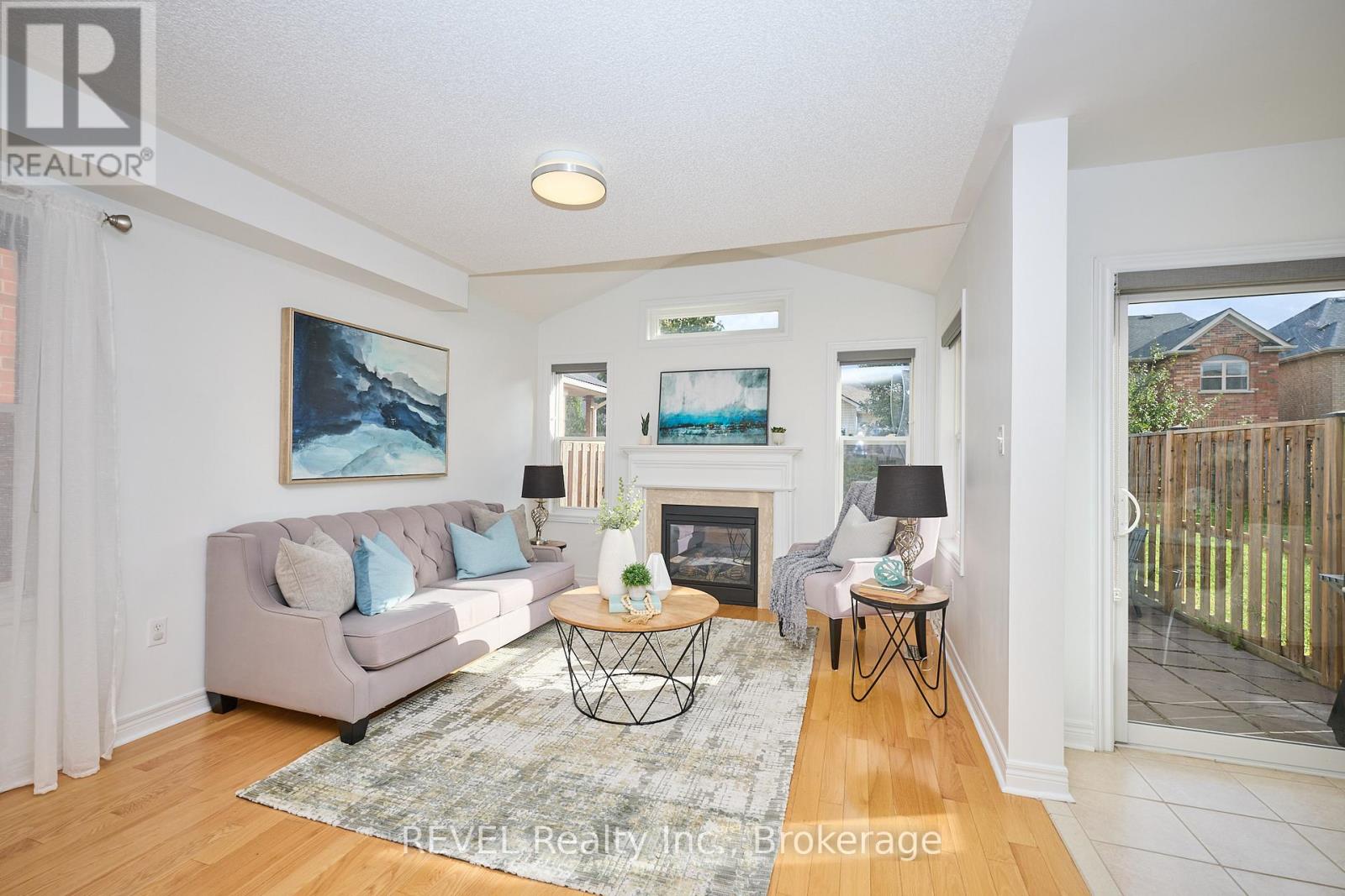 33 Haynes Court, Niagara-On-The-Lake, Ontario  L0S 1J0 - Photo 5 - X12486832