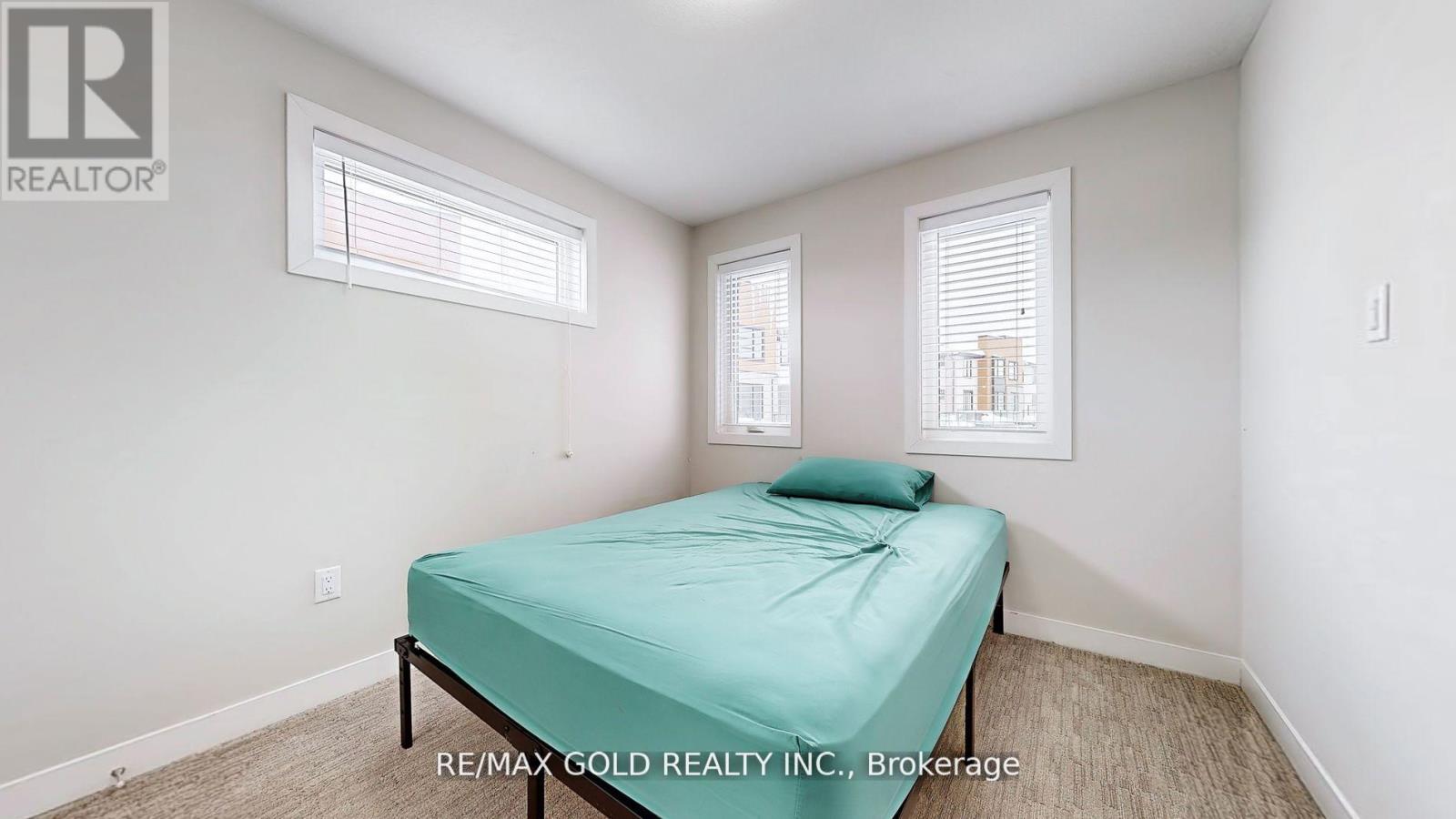 997 West Village Square, London North, Ontario  N6H 0J7 - Photo 29 - X12486797