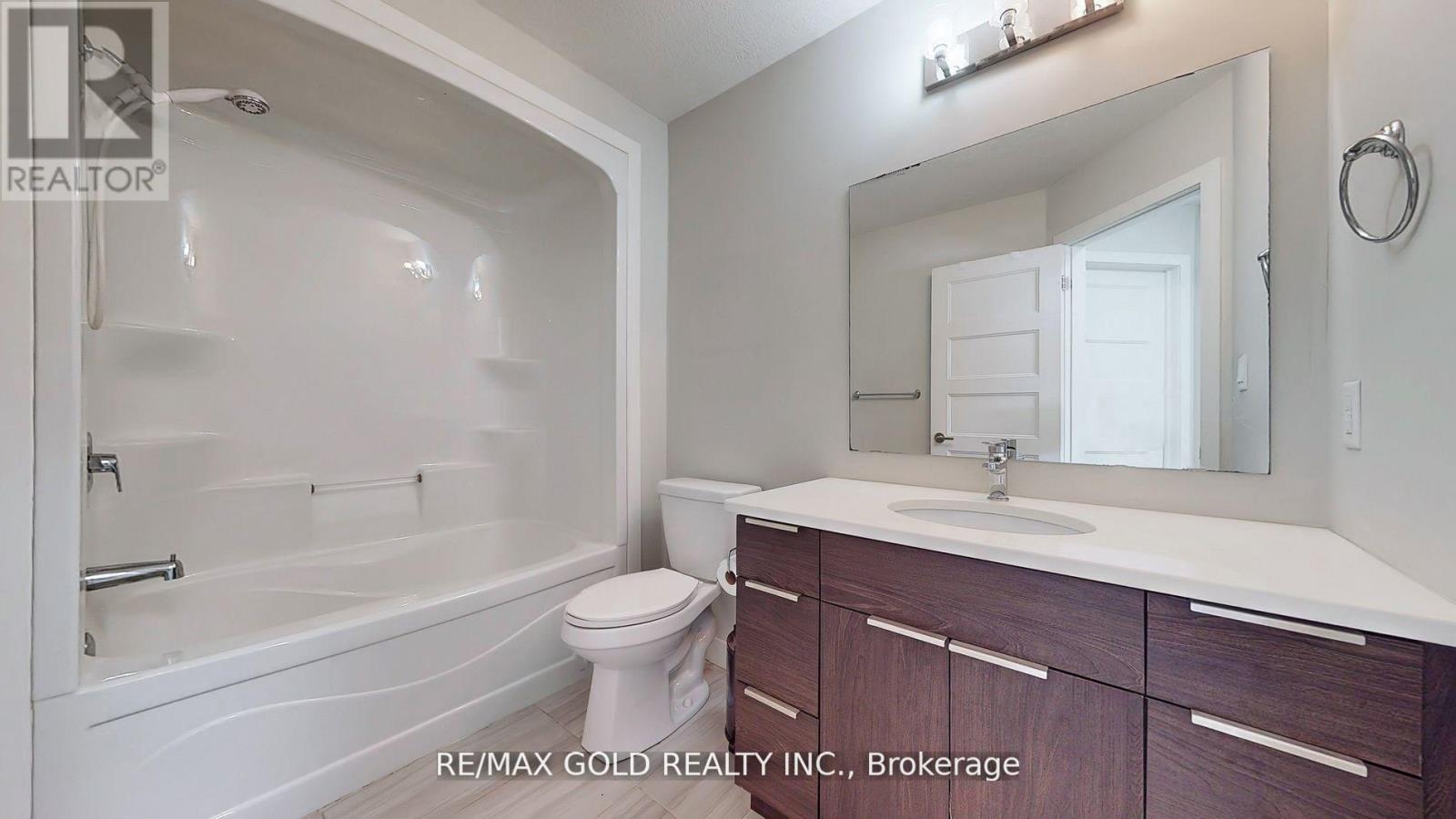 997 West Village Square, London North, Ontario  N6H 0J7 - Photo 31 - X12486797