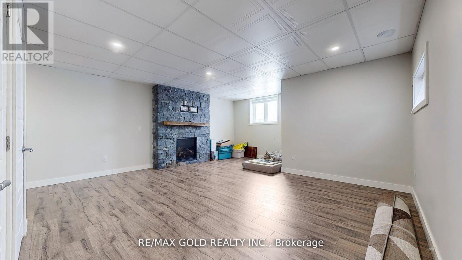 997 West Village Square, London North, Ontario  N6H 0J7 - Photo 33 - X12486797