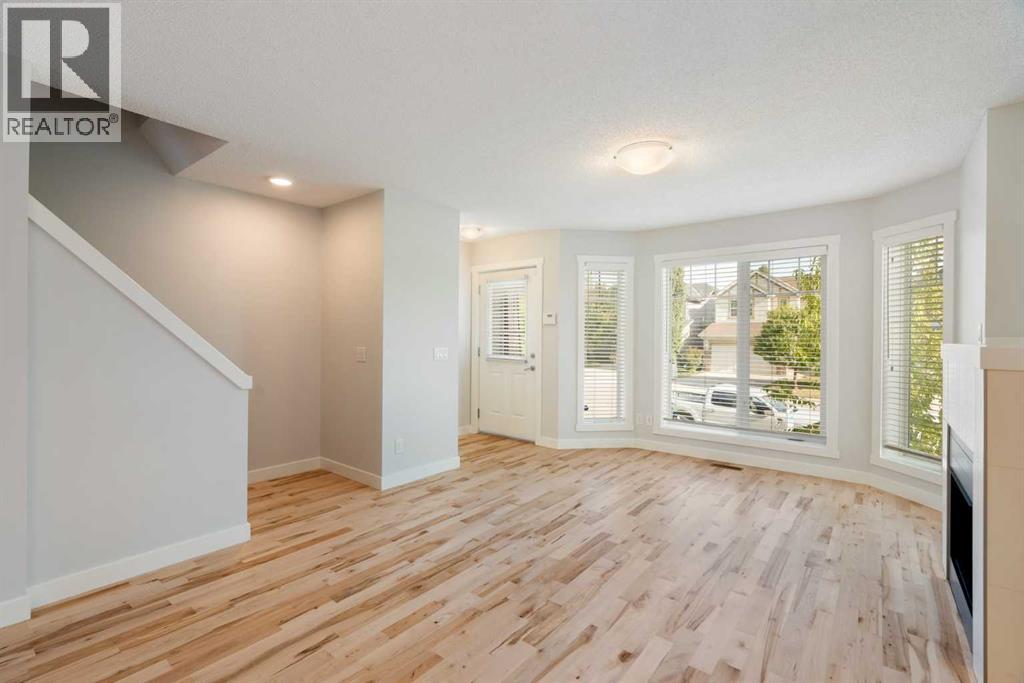 119 Aspen Hills Drive Sw, Calgary, Alberta  T3H 0P9 - Photo 9 - A2255737