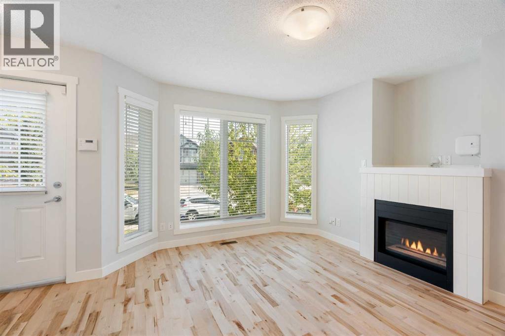 119 Aspen Hills Drive Sw, Calgary, Alberta  T3H 0P9 - Photo 6 - A2255737