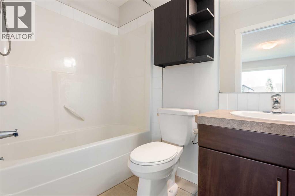 119 Aspen Hills Drive Sw, Calgary, Alberta  T3H 0P9 - Photo 18 - A2255737