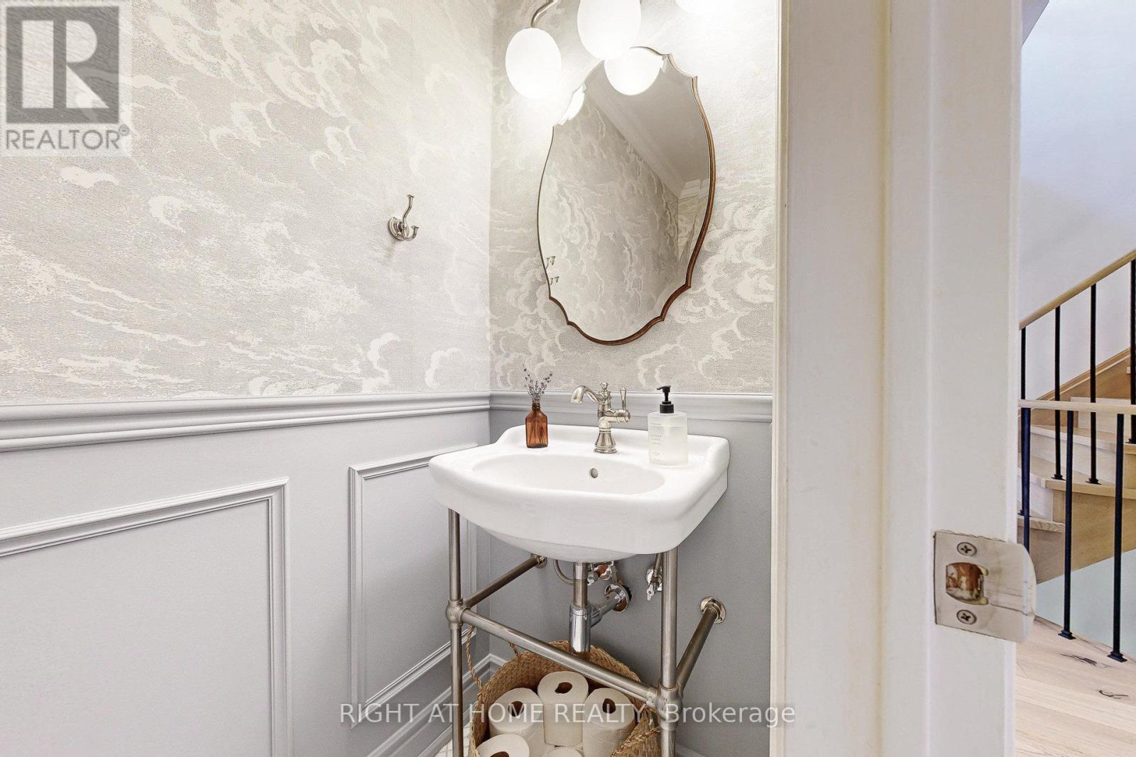 24 Cummings Court, Markham (Thornlea), Ontario  L3T 6S3 - Photo 17 - N12465849