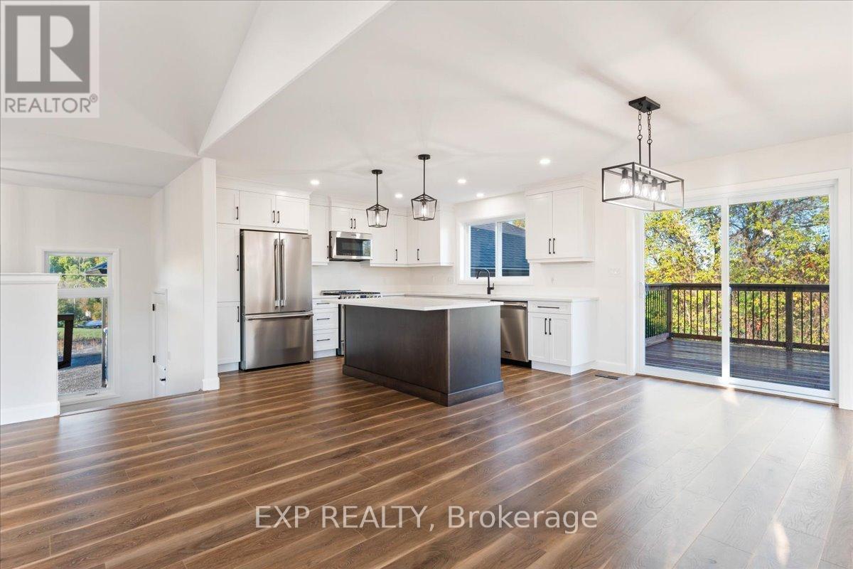 251 Wallbridge Road, Quinte West, Ontario K8P 1Z3 - Photo 11 - X12453635