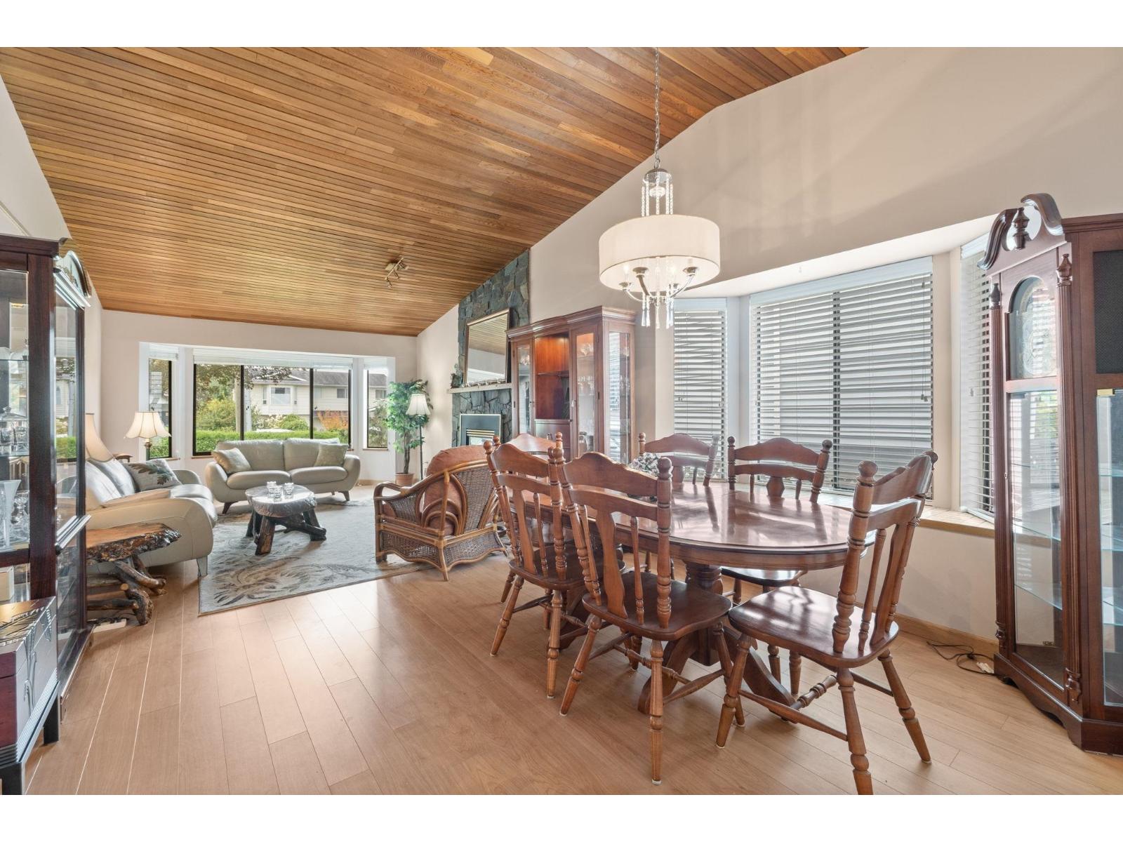 9358 213th Street, Langley, British Columbia  V1M 1P6 - Photo 5 - R3062176