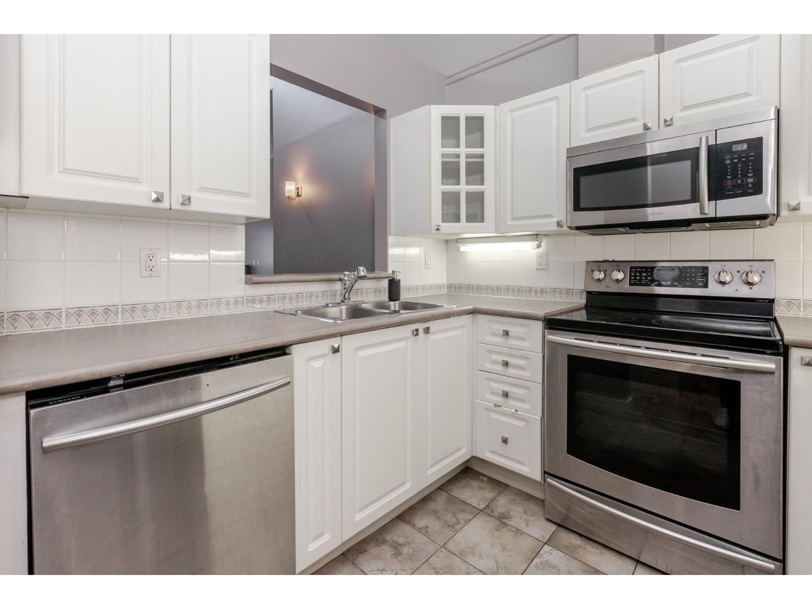 415 14377 103 Avenue, Surrey, British Columbia  V3T 5V5 - Photo 5 - R3060842