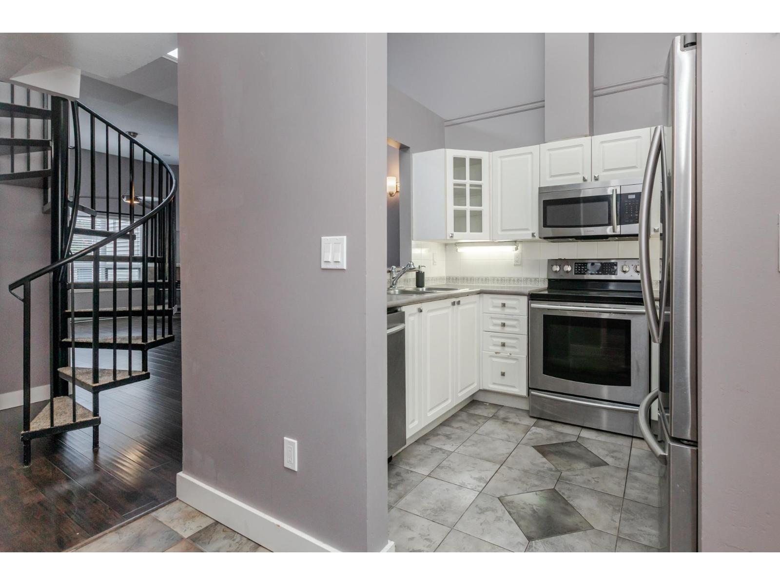 415 14377 103 Avenue, Surrey, British Columbia  V3T 5V5 - Photo 4 - R3060842