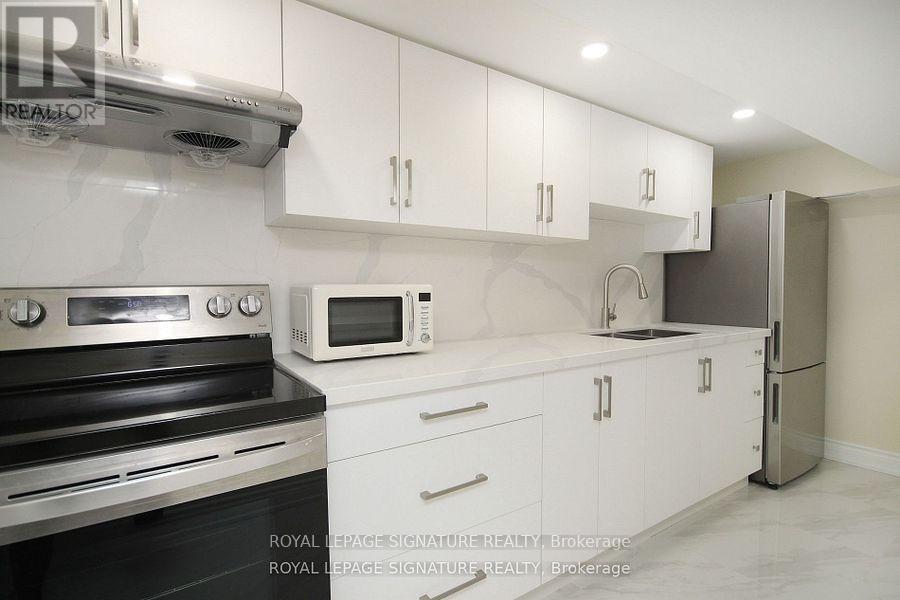 BASEMENT - 173 COTTONWOOD DRIVE, Toronto, Ontario