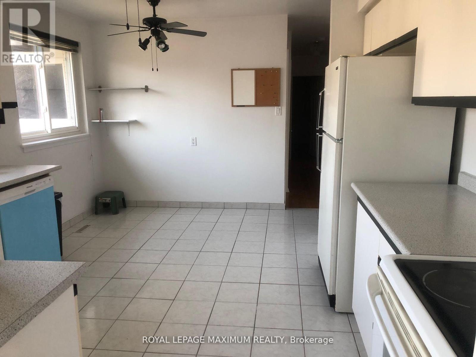 22 Diana Drive, King (Nobleton), Ontario  L0G 1N0 - Photo 12 - N12486811